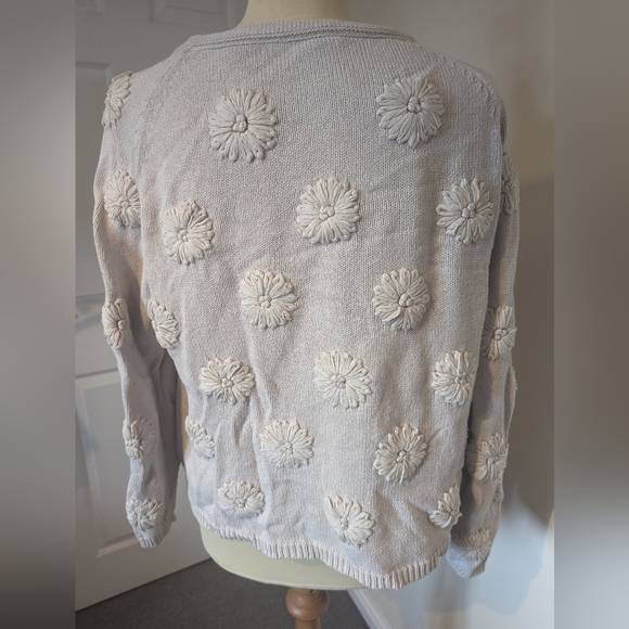 Max Mara cream floral embroidery jumper size - Picture 3 of 9